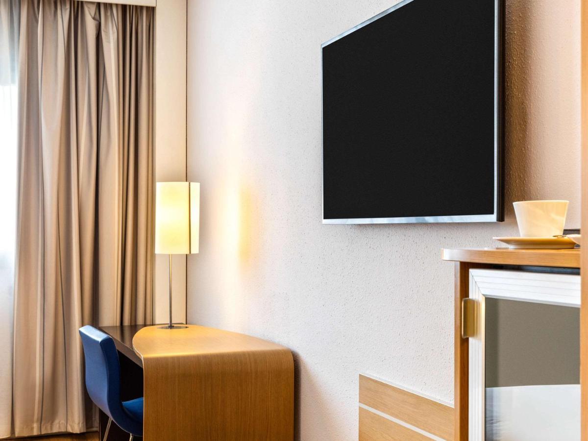 Novotel Caserta Sud מראה חיצוני תמונה