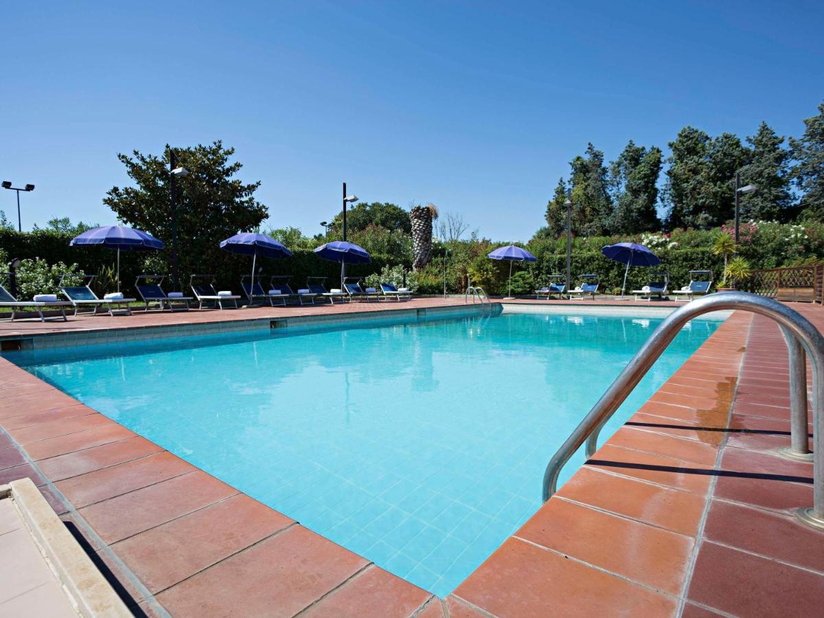Novotel Caserta Sud מראה חיצוני תמונה