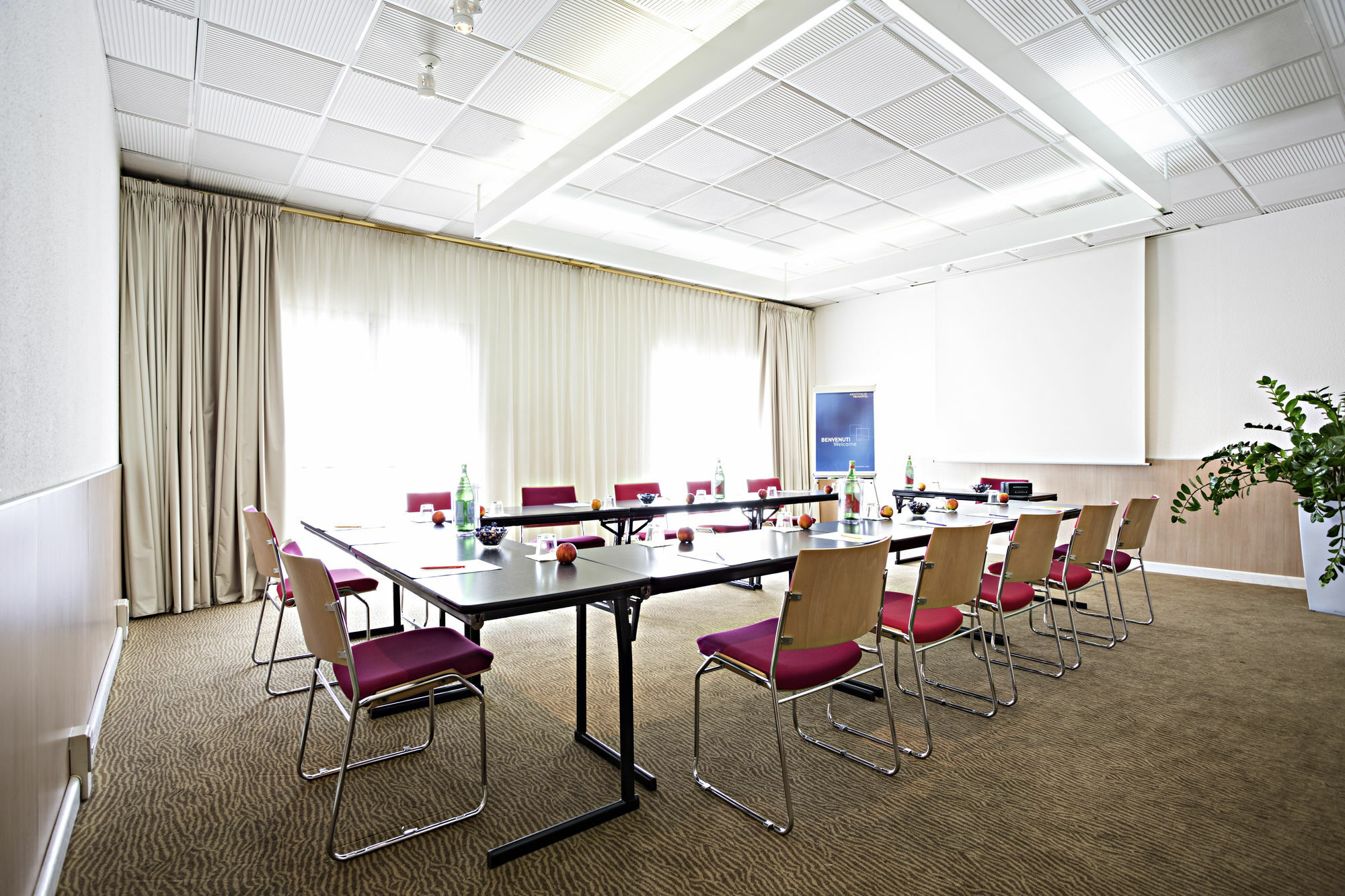 Novotel Caserta Sud מראה חיצוני תמונה
